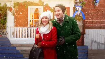 Backdrop to the movie "Mistletoe & Menorahs" #1112017