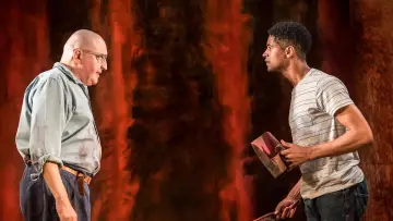Backdrop to the movie "National Theatre Live: Red" #645278