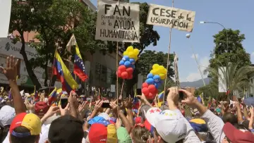 Backdrop to the movie "Venezuela, la maledizione del petrolio" #1149342