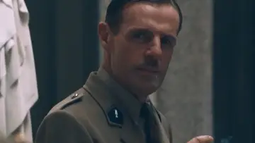 Backdrop to the movie "De Gaulle" #1296900