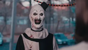 Backdrop to the movie "Terrifier 2" #803803