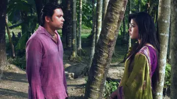 Backdrop to the movie "Onek Sadher Moyna" #1163678