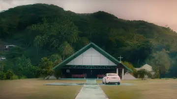 Backdrop to the movie "Pacifiction" #910860