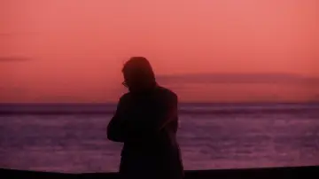 Backdrop to the movie "Pacifiction" #910876