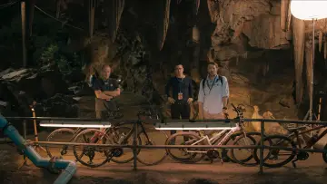 Backdrop to the movie "Thirteen Lives" #431677