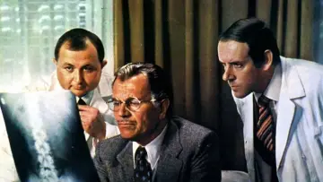 Backdrop to the movie "Hospitals: The White Mafia" #1163218