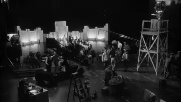 Backdrop to the movie "The Artist" #856015