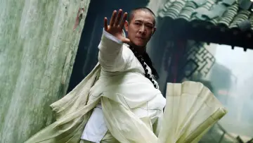 Backdrop to the movie "The Sorcerer and the White Snake" #390968