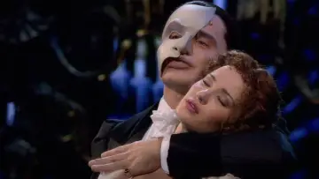 Backdrop to the movie "The Phantom of the Opera at the Royal Albert Hall" #1007912