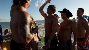 Backdrop to the movie "Magic Mike" #876102