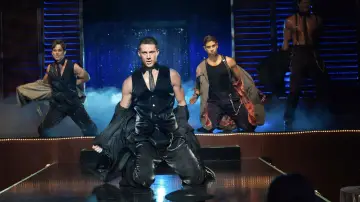 Backdrop to the movie "Magic Mike" #876120