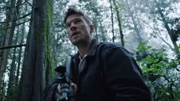 Backdrop to the movie "Sniper: Assassin