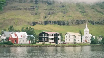 Backdrop to the movie "Once upon a time in Iceland" #1190996