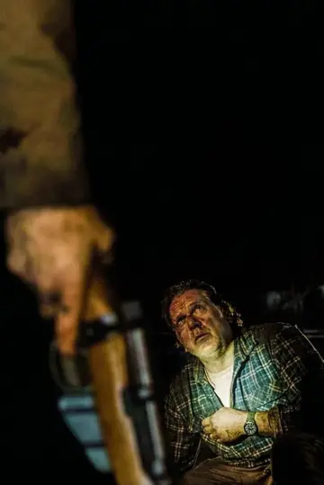 Poster to the movie "Coming Home in the Dark" #435905