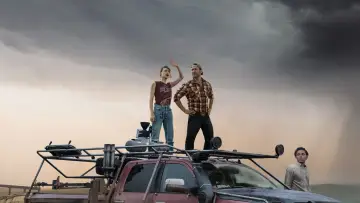 Backdrop to the movie "Twisters" #562668