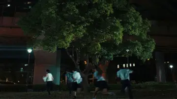 Backdrop to the movie "Happyend" #580550