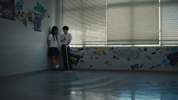 Backdrop to the movie "Happyend" #580560