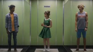 Backdrop to the movie "Confessions of an Invisible Girl" #1083459