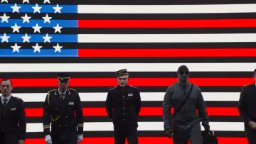 Backdrop to the movie "The Running Man" #514119