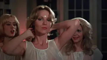 Backdrop to the movie "Confessions of a Young American Housewife" #588202