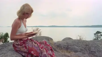 Backdrop to the movie "Laura
