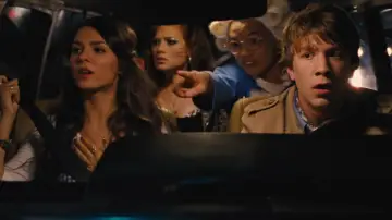 Backdrop to the movie "Fun Size" #686238
