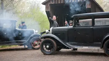 Backdrop to the movie "Lawless" #244439
