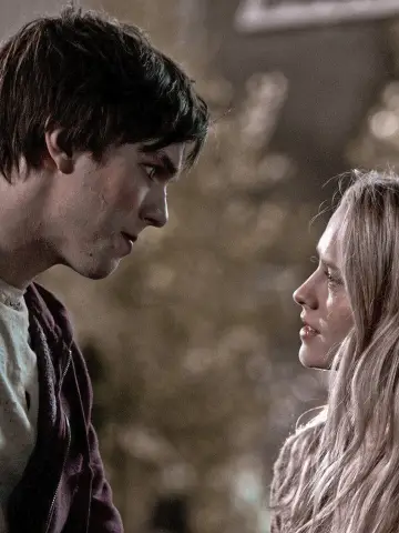 Poster to the movie "Warm Bodies" #918870
