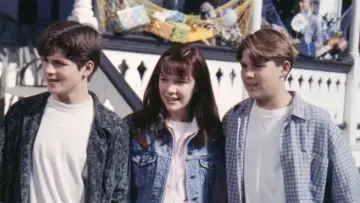 Backdrop to the movie "The Thirteenth Year" #1008123