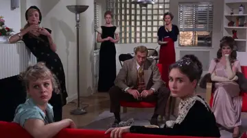 Backdrop to the movie "The Group" #1573291