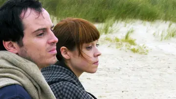 Backdrop to the movie "Silent Things" #1163869