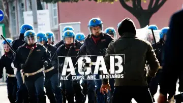 Backdrop to the movie "A.C.A.B. - All Cops Are Bastards" #249366