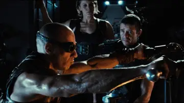 Backdrop to the movie "Riddick" #1531900
