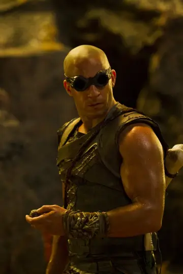 Poster to the movie "Riddick" #291817