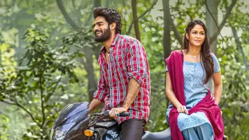 Backdrop to the movie "Chaavu Kaburu Challaga" #1149699