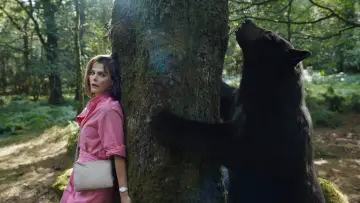 Backdrop to the movie "Cocaine Bear" #302309