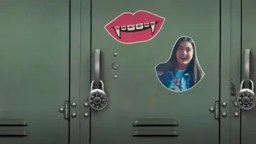 Backdrop to the movie "Growing Fangs" #1583727