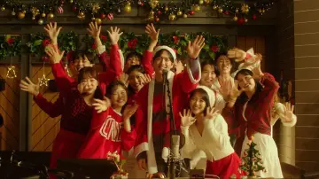 Backdrop to the movie "A Year-End Medley" #947165