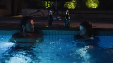 Backdrop to the movie "Pools" #638630