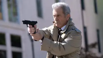 Backdrop to the movie "Agent Game" #354704
