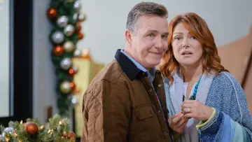 Backdrop to the movie "An Unexpected Christmas" #478713