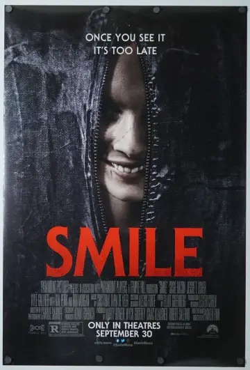 Poster to the movie "Smile" #620159
