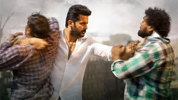 Backdrop to the movie "Macherla Niyojakavargam" #1145458