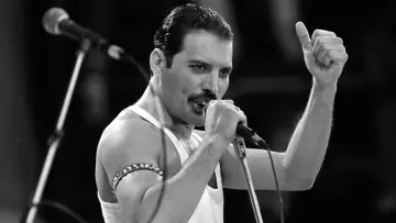 Backdrop to the movie "Freddie Mercury: The Final Act" #1640973