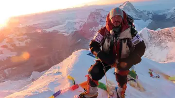 Backdrop to the movie "14 Peaks: Nothing Is Impossible" #1198054