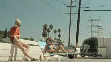 Backdrop to the movie "Starlet" #1064285