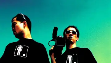 Backdrop to the movie "You Shoot, I Shoot" #950353