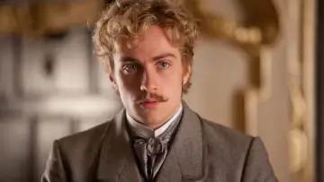 Backdrop to the movie "Anna Karenina" #855947