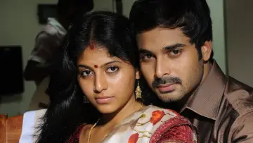Backdrop to the movie "Karungali" #1148858