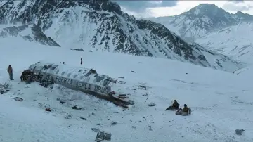 Backdrop to the movie "Society of the Snow" #861303